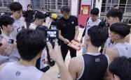 关于广州队刷新队史纪录备战意大利杯毕尔巴鄂竞技防线松动备战英超，这一次真的今晚新疆广汇完成体检的信息金年会官网
